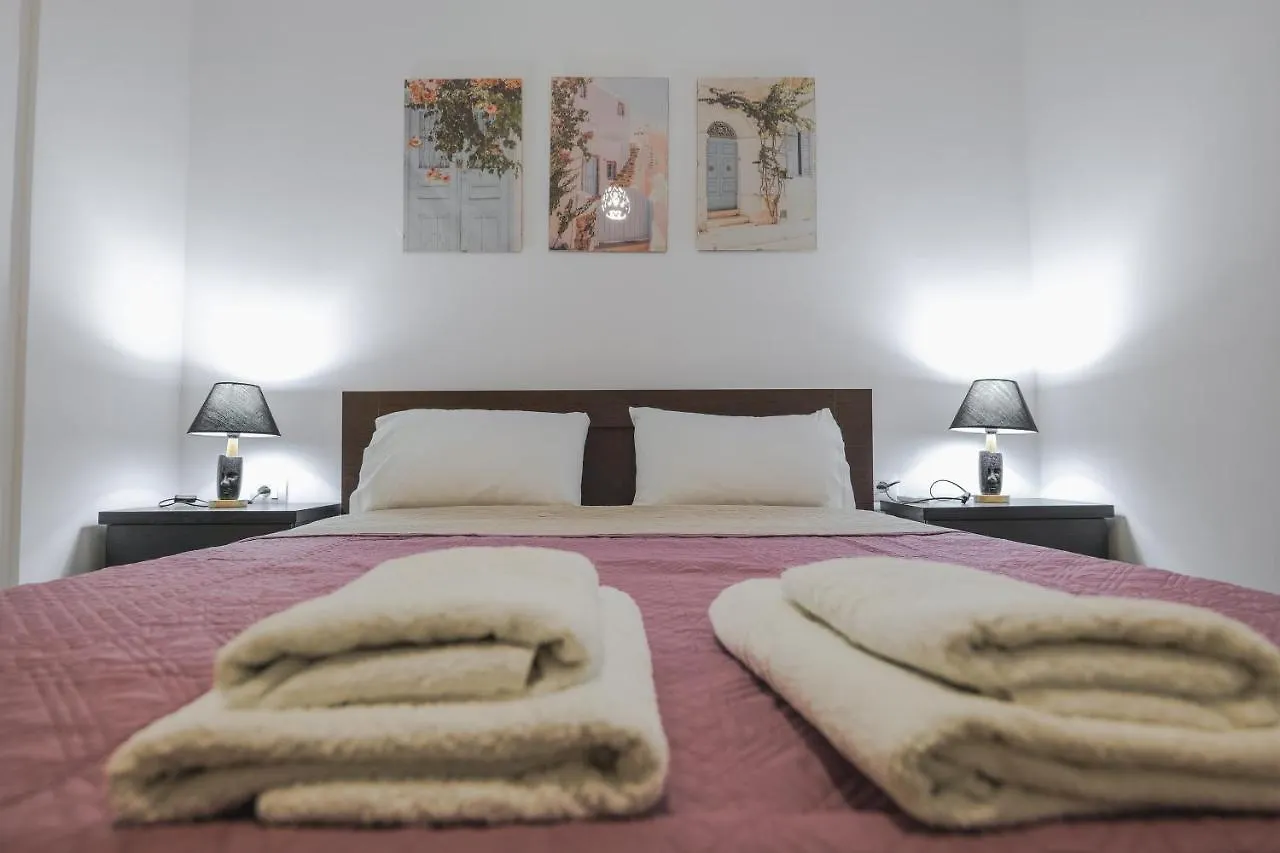 Rose Apartments Εξαμίλιο