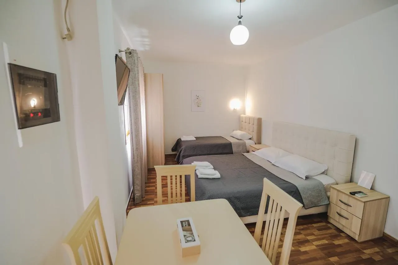 Rose Apartments Εξαμίλιο Αλβανία